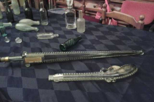 Collezionare 2000 bottiglie in vetro: �E' il ''museo della trasparenza''�